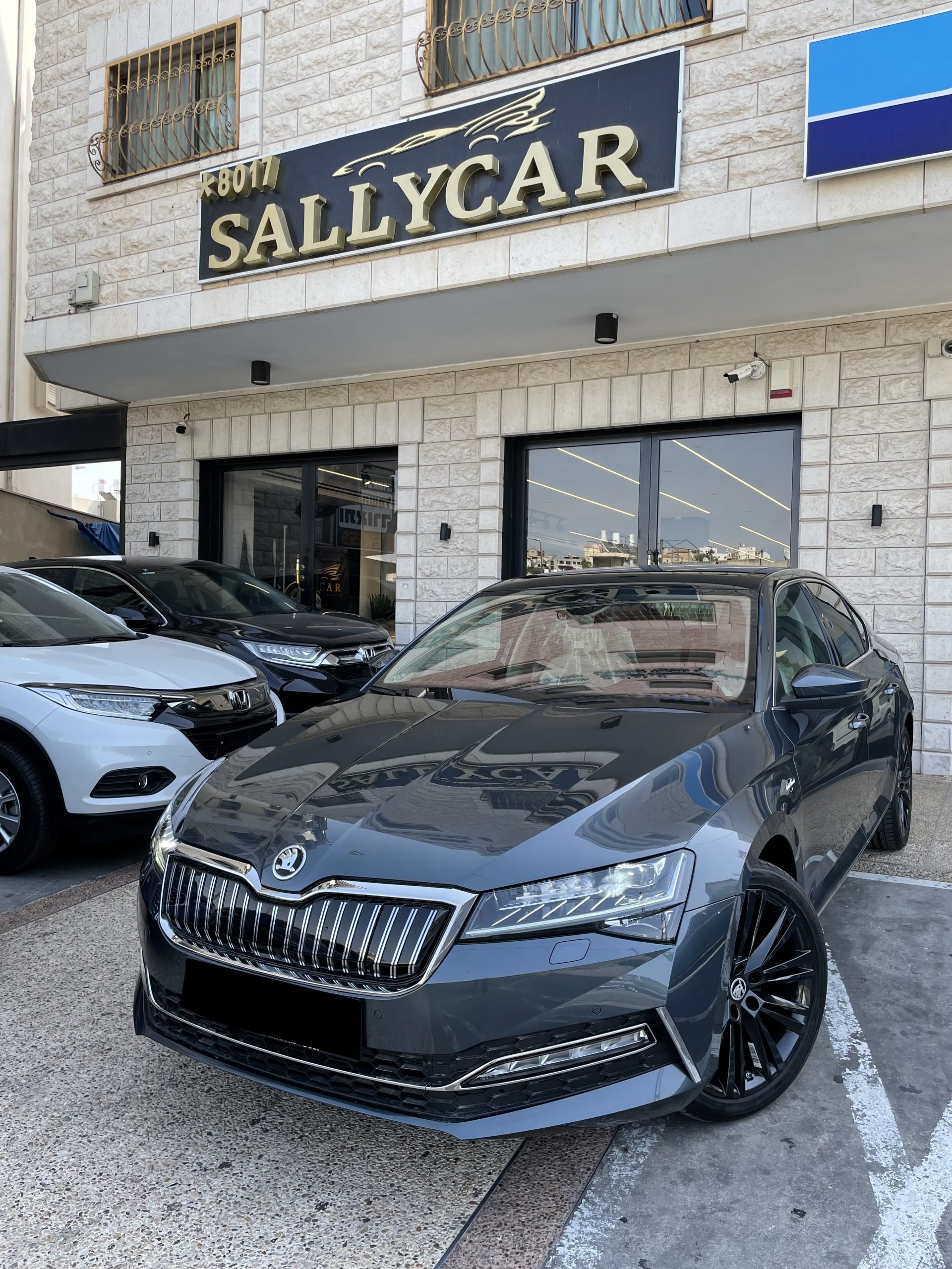 Read more about the article SKODA SUPERB PLUG-IN HYBRID L&K IV PREMIUM 2021