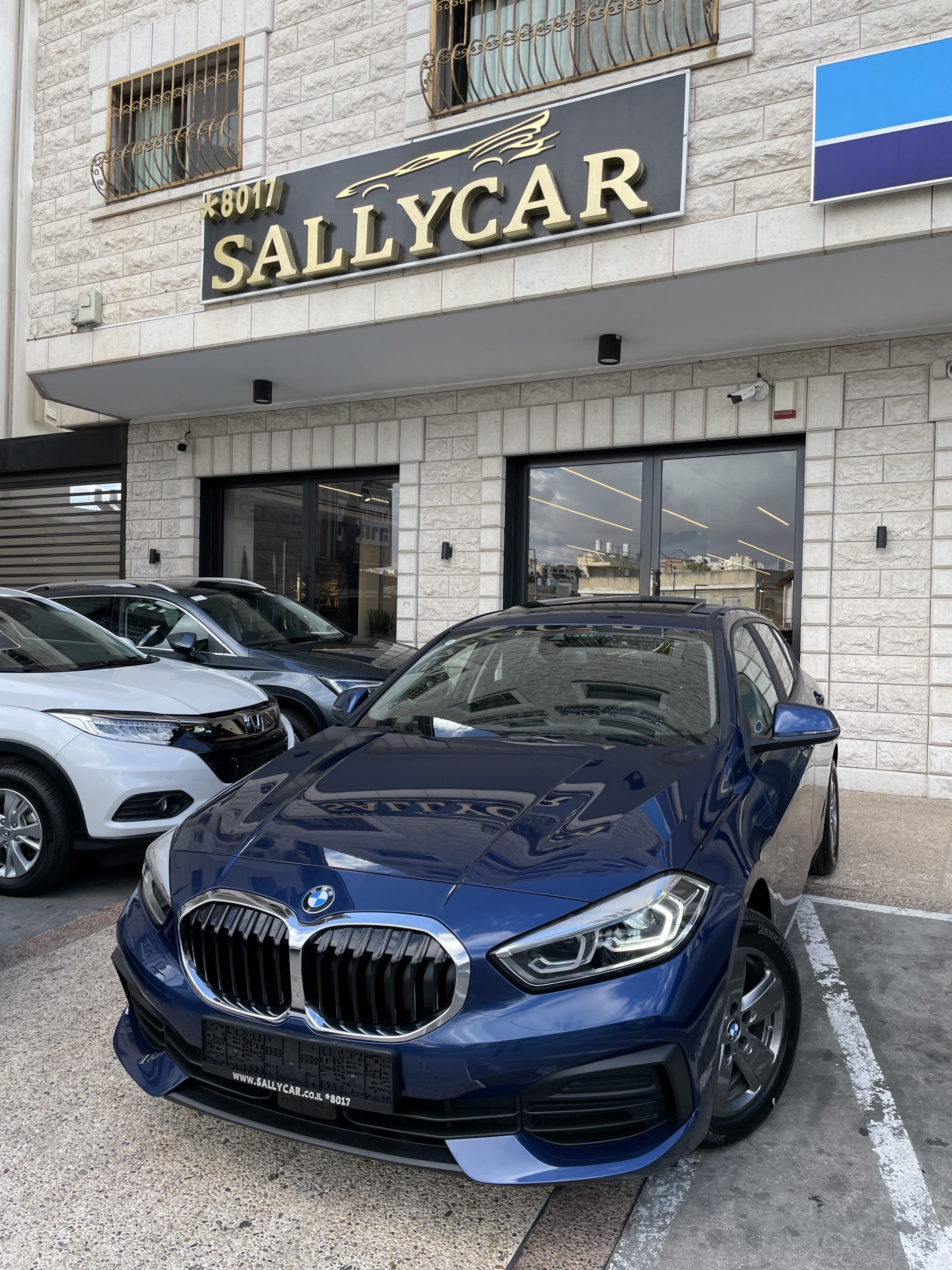 Read more about the article BMW 118 STYLE PLAY 2021