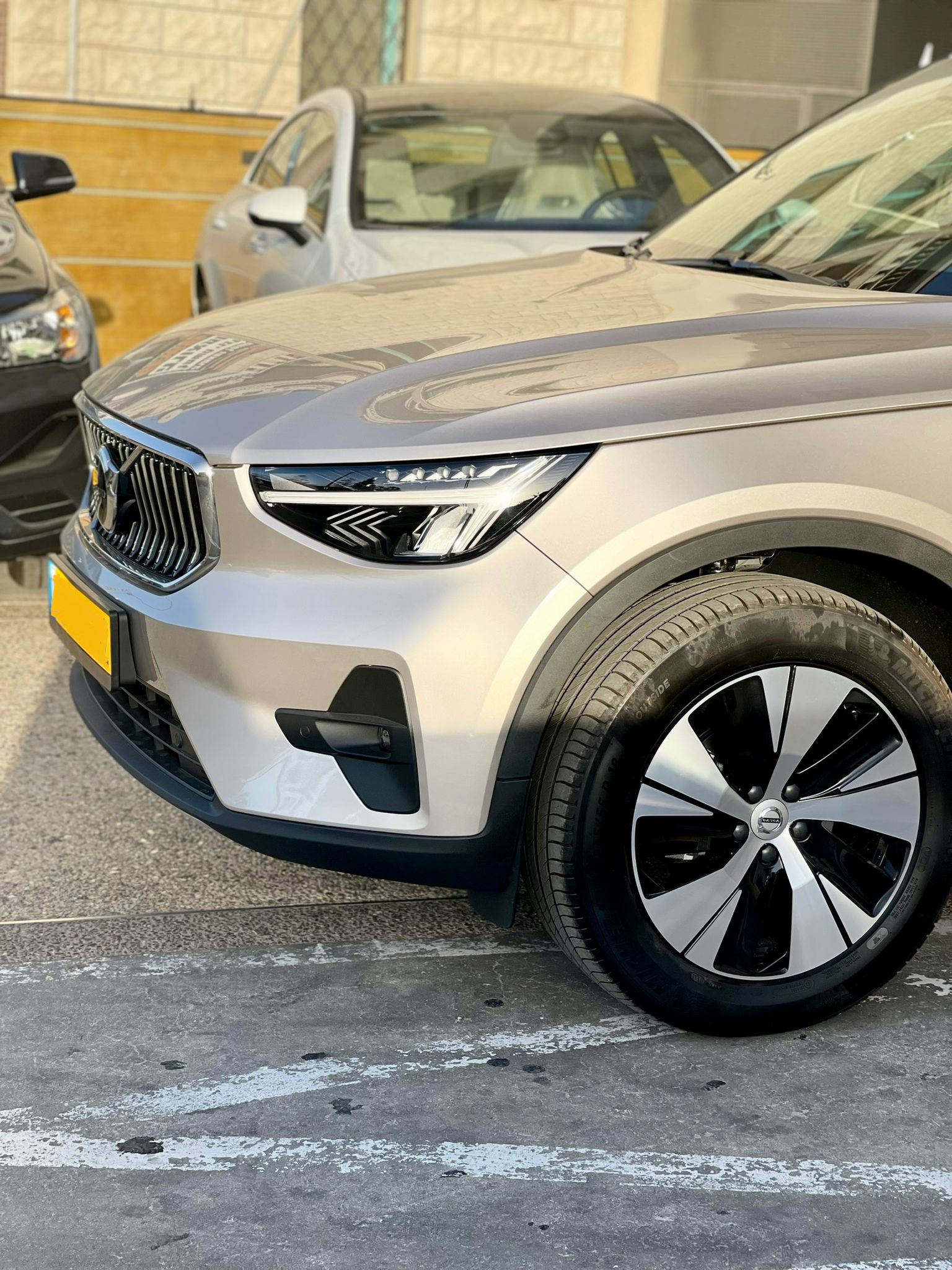Read more about the article VOLVO XC40 T2 PLUS 2022