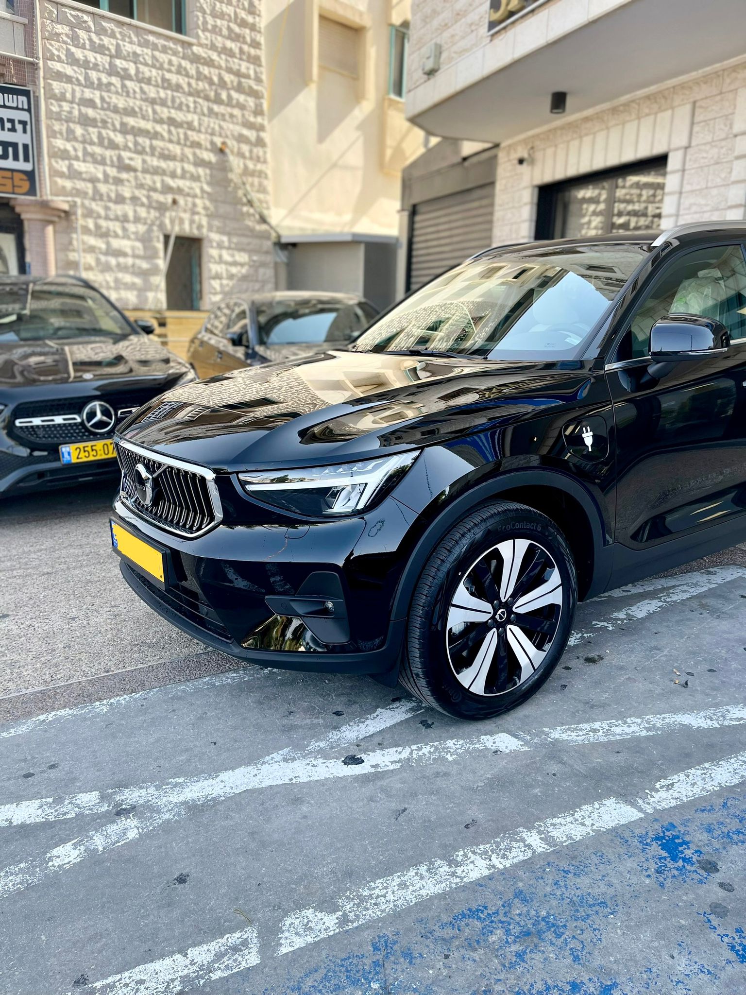 Read more about the article VOLVO XC40 Recharge T5+ Brigt