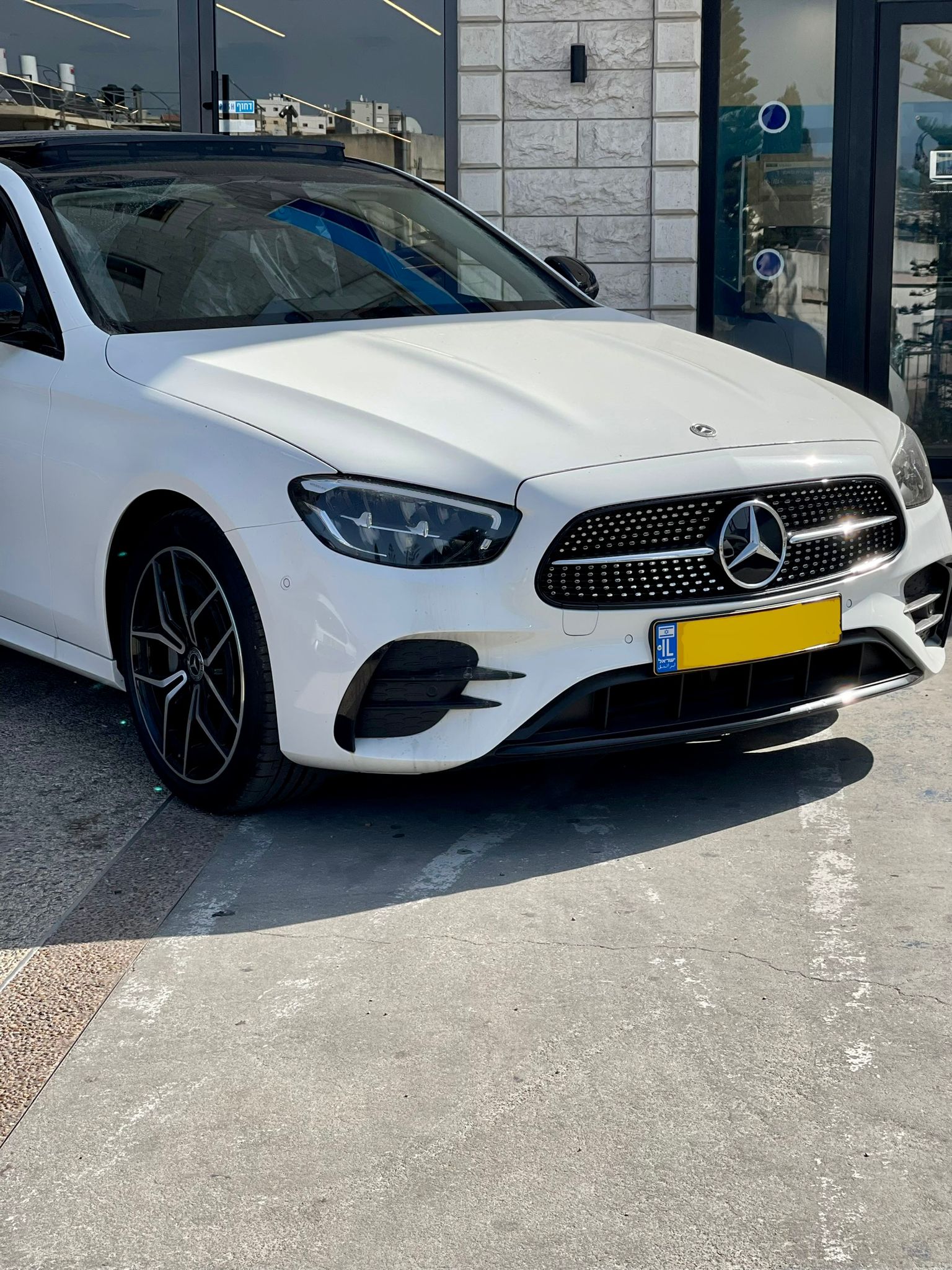 Read more about the article MERCEDES E300E EDITION AMG LINE FLEET 2023
