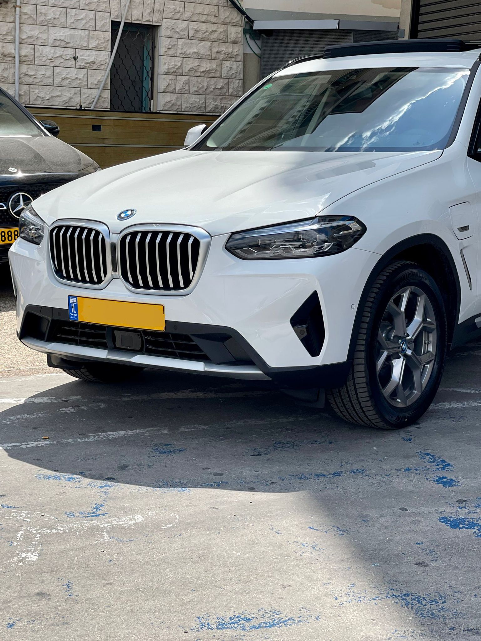 Read more about the article BMW X3 30e ex se 2023