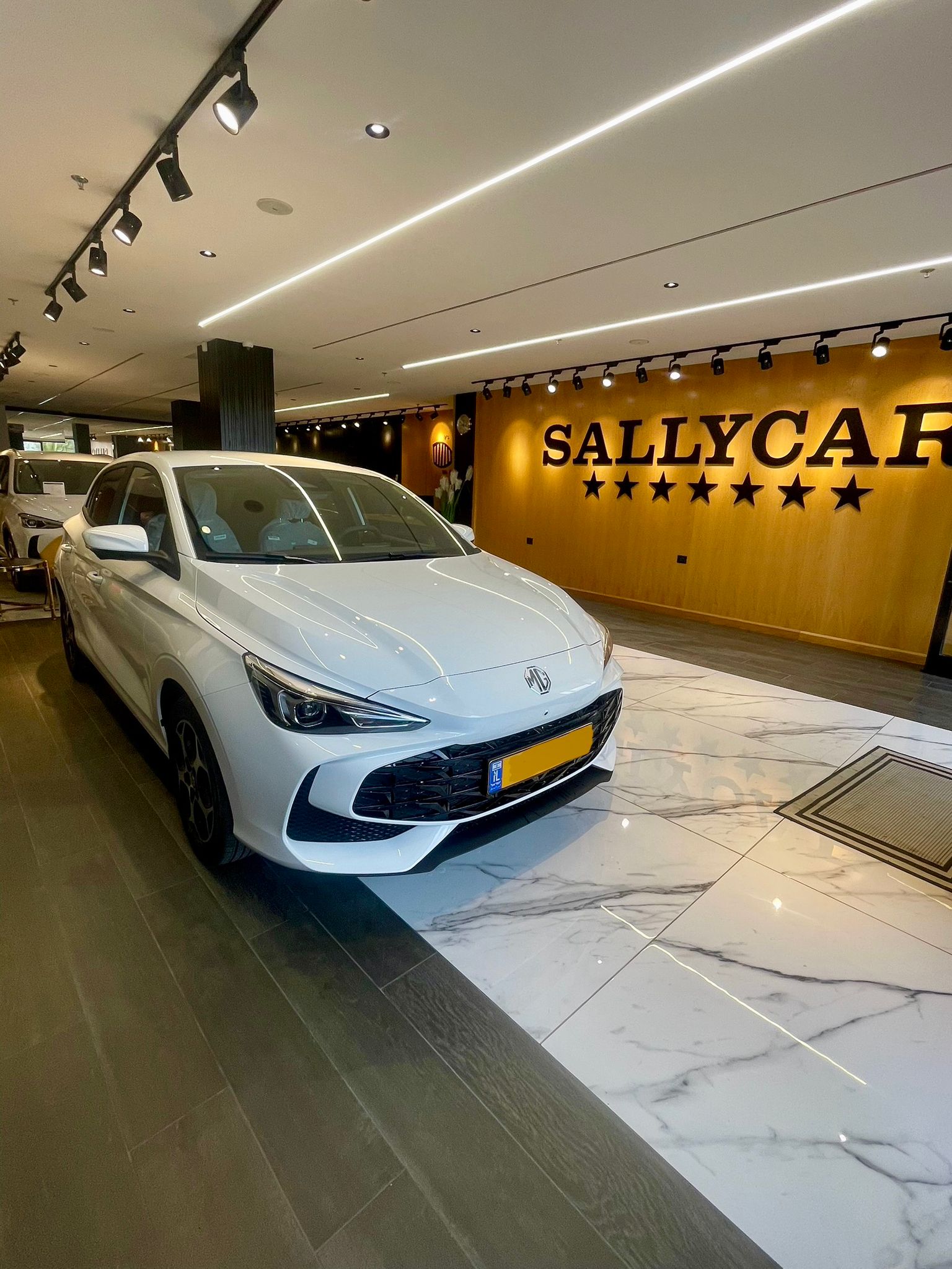 Read more about the article MG3 HYBRID LUXURY 2025