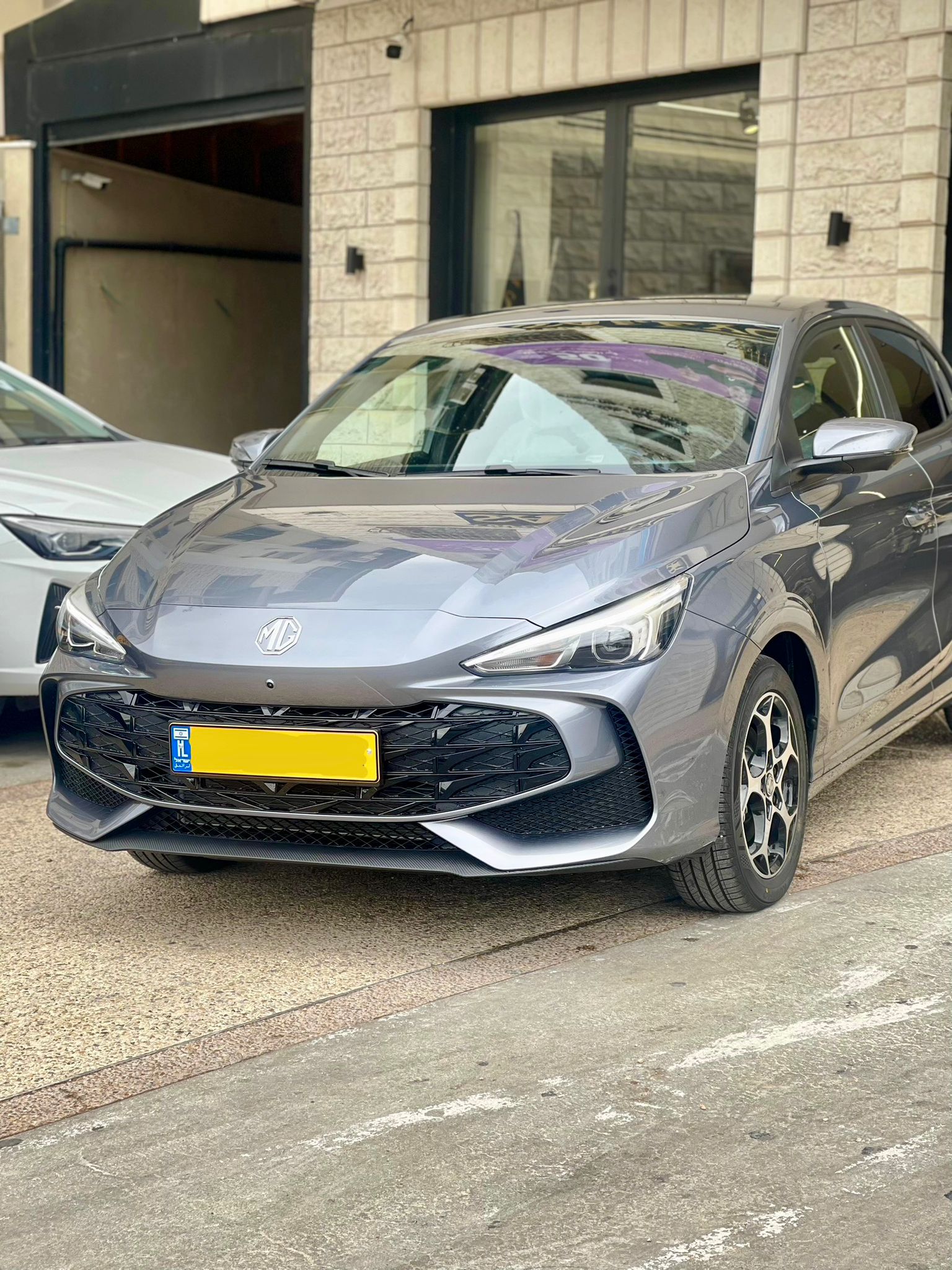 Read more about the article MG3 HYBRID LUXURY 2025