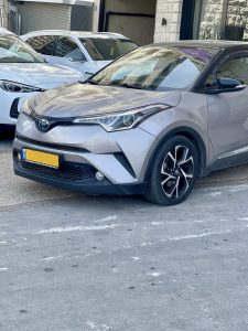 Read more about the article Toyota CHR hybrid chic